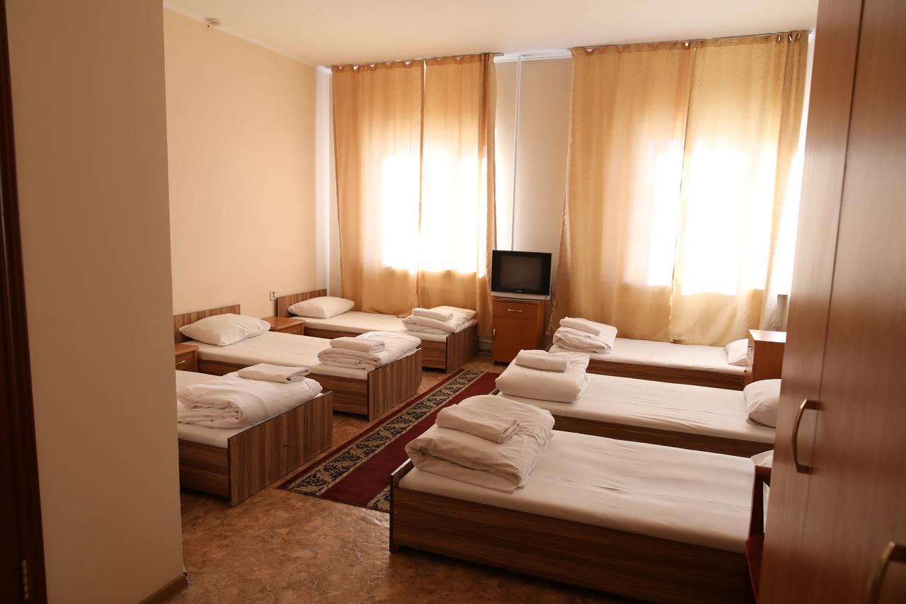 Hotel Alkuat Astana Ngoại thất bức ảnh