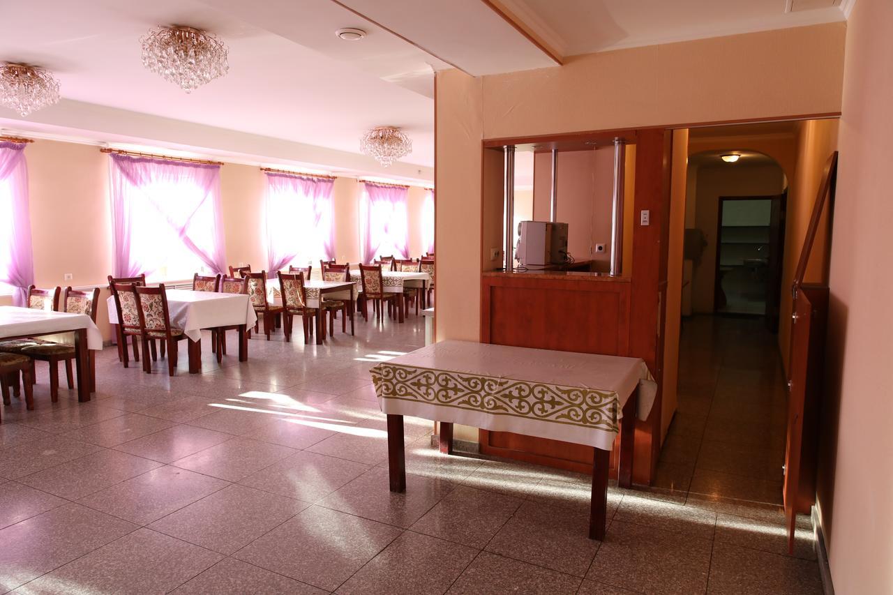 Hotel Alkuat Astana Ngoại thất bức ảnh
